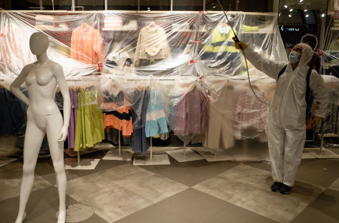 Under the epidemic situation, clothing enterprises 